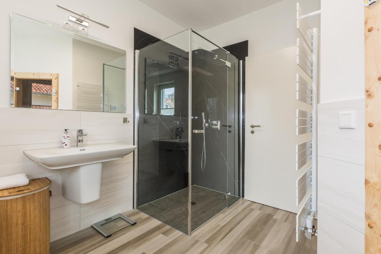 Luxus-See-Domizil Mit Sauna, Kamin Und Boot-130 Qm Fuer 6 Personen Краков-ам-Зе Экстерьер фото